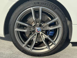 19インチアロイホイール装備です。見た目がガラリと変わります。