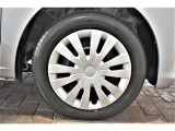 タイヤサイズは155/65R14です。
