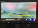 バックでの車庫入れも安心です! リアカメラが付いているバックモニター付のナビを装備しております。操作線もついており距離感も画面から確認できます。