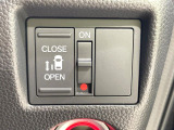 【パワースライドドア】スマートキーや運転席のスイッチでスライドドアの開閉が可能♪電動だから力を入れてドアを開ける必要が無く、小さいお子様でも、重い荷物を持っている時もラクに開け閉めできます♪