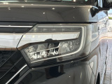 LEDヘッドライトは、点灯の瞬間から最大光量を発揮し、突然暗くなるトンネルなどでの安定感を高めます。