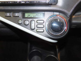 オートエアコンなのでお好みの温度で快適ドライブ♪