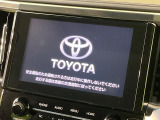 【純正9型ナビ】人気の純正ナビを装備。オーディオ機能も充実しており、Bluetooth接続すればお持ちのスマホやMP3プレイヤーの音楽を再生可能!毎日の運転がさらに楽しくなります!!