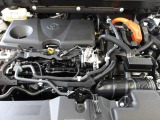 排気量は2500cc!エンジンルーム内も高品質カー洗浄技術「まるまるクリン」実施済みです!