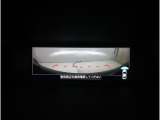 フロントビューカメラが捉えた映像は、車両前方だけでなく、運転席からは見えない左右のエリアもしっかり確認可能。視界を広げ、安全性を向上させます。