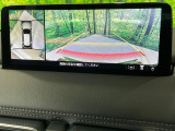【360&deg;ビューモニター】専用のカメラにより、上から見下ろしたような視点で360度クルマの周囲を確認することができます☆死角部分も確認しやすく、狭い場所での切り返しや駐車もスムーズに行えます。