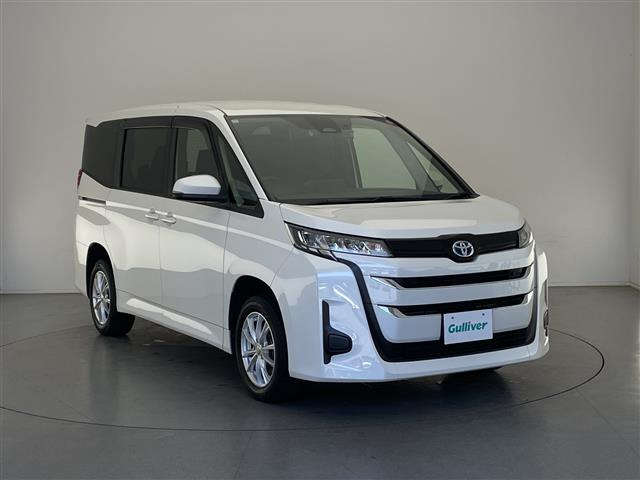 ノア 1.8 ハイブリッド X E-Four 4WD 修復歴無し