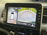 【アラウンドビューモニター】専用のカメラにより、上から見下ろしたような視点で360度クルマの周囲を確認することができます☆縦列駐車や幅寄せ時に活躍してくれます♪