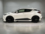 C-HR ハイブリッド 1.8 G モード ネロ 