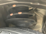 お車を安心してお乗りいただく為には、足回りの定期点検が欠かせません。サービスサポート(有償保証)では無料点検もご提供しており、安心のカーライフをお過ごしいただけるサポート体制が整っています。