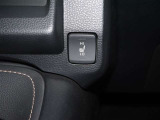 運転席トシートヒータースイッチ