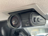 車内と後方のドライブレコーダーでございます!万が一に映像もドライブの思い出も記録できますよ♪