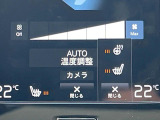 【シートヒーター】寒い日に重宝するシートヒーター!エアコンより早く温まってくれるので寒がりの人も安心ですね。エアコンの温風は乾燥するから苦手、という方にもをおすすめです。