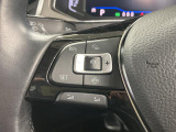 ◆クルーズコントロールにレーダーセンサーを組み合わせ、先行車を測定し設定されたスピードを上限に自動で加減速を行います。一定の車間距離を維持することで、長距離走行でのドライバーの疲労を低減させます。