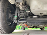 お車を安心してお乗りいただく為には、足回りの定期点検が欠かせません。サービスサポート(有償保証)では無料点検もご提供しており、安心のカーライフをお過ごしいただけるサポート体制が整っています。