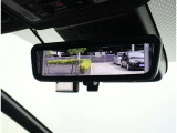 デジタルインナーミラー装備!車両後方のカメラの映像をデジタル補正で視認性を向上させてインナーミラー内に表示します♪視界を遮るものがなく、後席に同乗者がいても後方を確認しやすく安心です♪