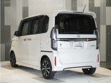 色々なお店で販売しているHonda車ですが、アフターサービスも全てお任せ頂けるのは「HondaCars正規販売店」だけ!ご納車後もお住まいの地域の販売店にて アフターサービスをお任せいただけます。