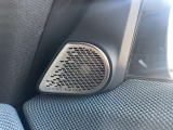 harman/kardon製 HiFi ラウド・スピーカー・システムを搭載しております。
