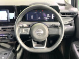 【ステアリングスイッチ】運転中、前方から目線をそらすことなく、オーディオ等の操作が可能な便利機能!安心&快適なドライブを演出してくれます♪