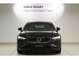 V60は走りのダイナミズムと美しいスタイリング、そして多様性をバランスよく融合させており、乗る人はもちろん見る人も満足させます。