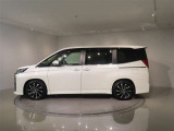 スーパーUVカット機能付(撥水機能付)UVカットフロントドアグリーンガラス&UVカット機能付プライバシーガラス(スライドドア・リヤクォーター・バックドア)