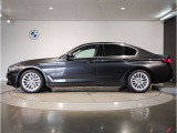☆BMWは自動車メーカーとしてのアイデンティティ&hellip;BMWらしさを守るため頑なに前後重量配分50:50にこだわり続けています☆