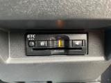 【ETC】高速道路の料金所をストレスなく通過!話題のスポットやサービスエリアに多い「スマートIC」利用時は必須のアイテムです。当店でセットアップを実施、ご納車当日からすぐにご利用いただけます!
