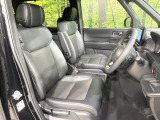 もちろん車内はキレイです♪よりクリーンな状態をキープしたいお客様には『ナノゾーンコート』がおすすめ!新型コロナウイルス対策や、除菌・消臭に効果を発揮し多くの方にご好評いただいております。