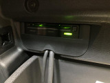 ◆純正ビルトインETC『グローブボックス内に綺麗に収納されています。御納車時には再セットアップを実施。マイレージ登録に関してもお気軽に担当営業までお尋ねくださいませ。』