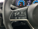 【ステアリングスイッチ】運転中に前方から目線をそらすことなくオーディオ等の操作が可能な便利機能!安心&快適なドライブを演出してくれます。
