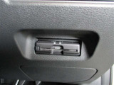 【ETC2.0車載器】高速道路の料金所もノンストレスでスムーズに通過できるETC。スマートなビルトインタイプ!