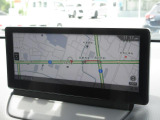 マツダコネクトの8.8インチワイドセンターディスプレイです。『Android Auto』『Apple CarPlay』や独自のコネクテッドサービスに対応したインターフェイスシステムです。