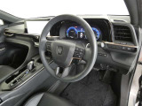 クラウンクロスオーバー 2.5 G アドバンスト レザー パッケージ E-Four 4WD 