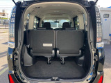 積み下ろしのしやすいデッキにはたっぷりと荷物を積み込んでいただけます。遊びから仕事まで、様々なシーンで頼れます♪