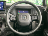 【純正革巻きステアリング】上質な革を使用することで、手にしっかり馴染みとても運転しやすいハンドルです♪