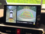 【パノラミックビューモニター】専用のカメラにより、上から見下ろしたような視点で360度クルマの周囲を確認することができます☆死角部分も確認しやすく、狭い場所での切り返しや駐車もスムーズに行えます。