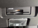 今では必需品のETCもパネルデザインにフィットするビルトインタイプなので、見た目もスッキリとしています