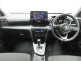 「中古車ハイブリッド保証」付き。ハイブリッド機構を無償で保証します。保証期間は、初度登録年月から10年目まで、またはロングラン保証が終わってから3年間。ただし累計走行距離が20万km以内です。