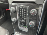 【シートヒーター】寒い日に重宝するシートヒーター!エアコンより早く温まってくれるので寒が認定中古車以外の車にも走行無制りの人も安心ですね。エアコンの温風は乾燥するから苦手、という方にもをおすすめです。
