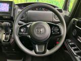【ステアリングスイッチ】運転中、前方から目線をそらすことなく、オーディオ等の操作が可能な便利機能!安心&快適なドライブを演出してくれます♪