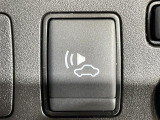 【車両接近通報装置】低速でモーターによる走行をしている時に、歩行者にクルマの接近を知らせ、注意を促します!一時停止スイッチでON/OFFの切り替えが可能です!
