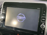 【純正9型ナビ】人気の純正ナビを装備しております。ナビの使いやすさはもちろん、オーディオ機能も充実!キャンプや旅行はもちろん、通勤や買い物など普段のドライブも楽しくなるはず♪