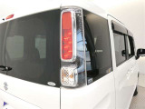 LEDテールライトです。省電力、高輝度のLEDは明るく照らすので夜間運転時の視認性を高めます。スタイリッシュな見た目で細かいところもこだわりたいあなたに!
