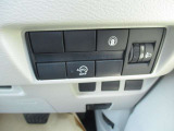 中古車のことはお任せください。専任の担当者がご説明いたします。