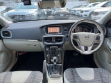 V40 T3 モメンタム 