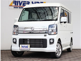 入庫時・販売時・納車前に、弊社基準の68項目に及ぶ点検整備を実施しております。
