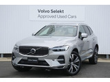 スタイリッシュなパッセンジャーカーとSUVが融合したボルボのプレミアムクロスオーバー「XC60」ボディカラーは、シルバードーンメタリック。