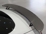AMGカーボンPKGリアウイングスポイラー(カーボンファイバー)です