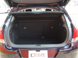荷室も十分なスペースがあります!
