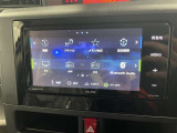 スマホのBluetoothと接続すれば、自分の好きな音楽を聴きながら運転ができます♪ 何処に行くときも、自分の好きな音楽で運転を楽しみましょう!
